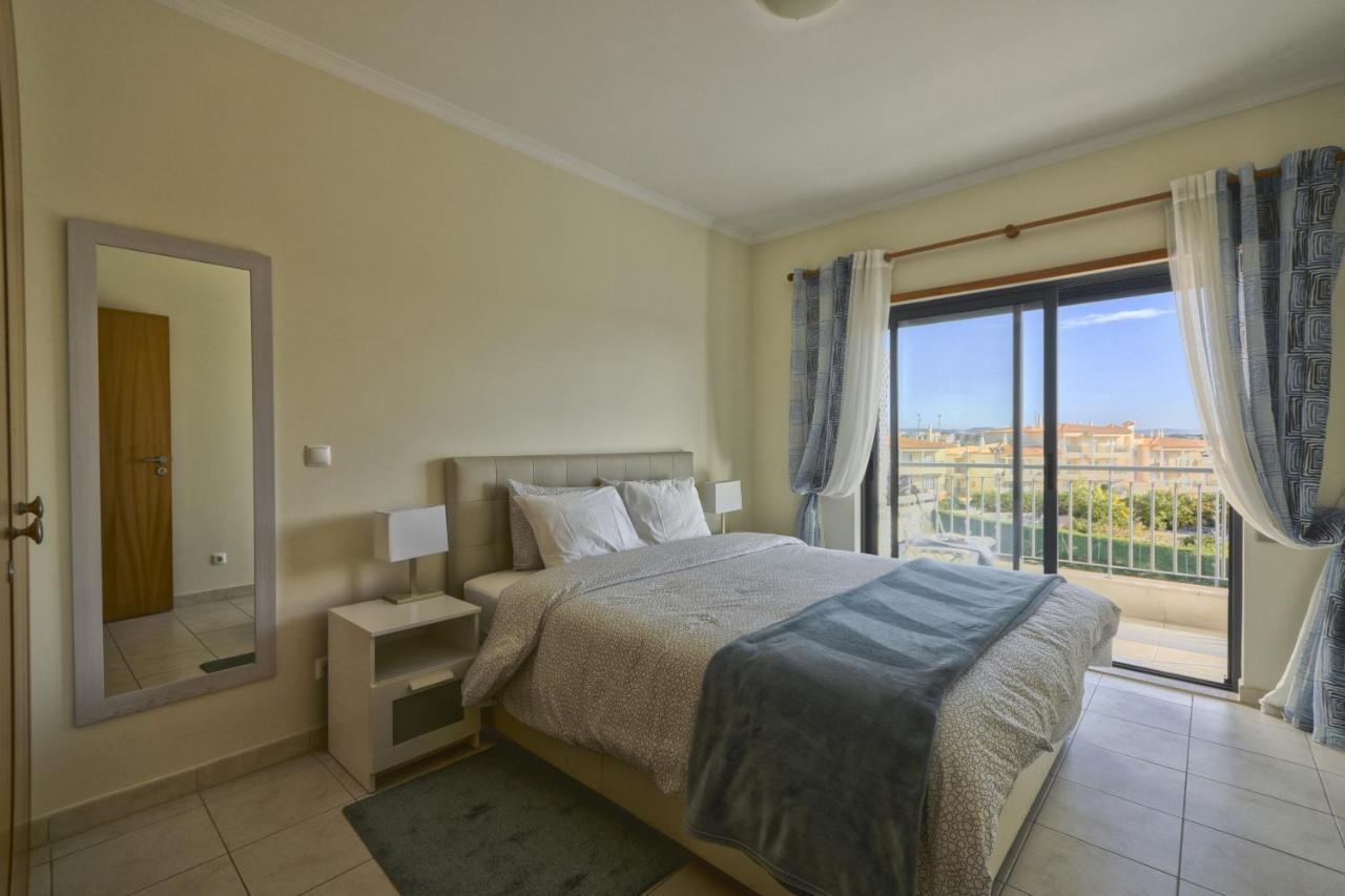 Vista Das Ondas Olhos De água Ii Apartamento